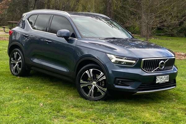 2020 Volvo XC40
